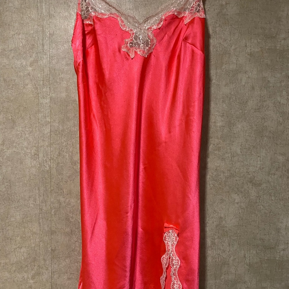 Elegant Pink/Coral Lace Trim Nightie